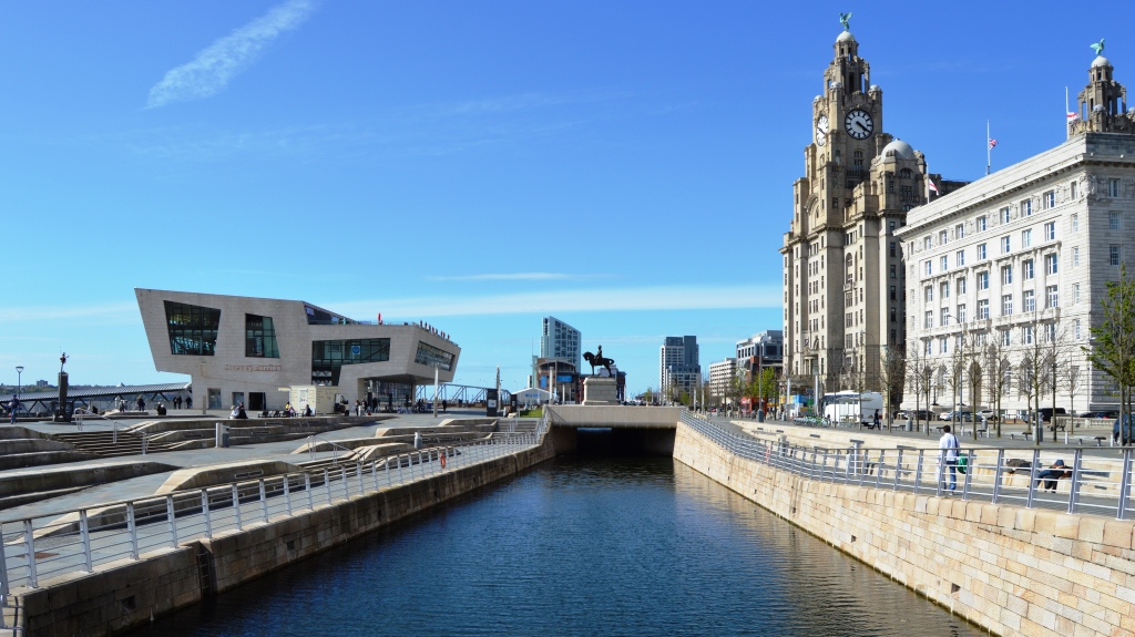 leeds to liverpool canal link